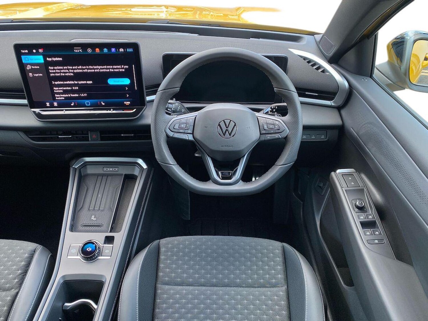 Used Volkswagen T-Roc 2026 for sale - 78195568: Photo 9