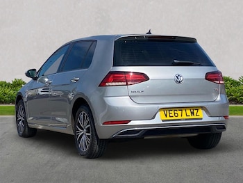 Used Volkswagen Golf 2017 for sale - 78383421: Photo