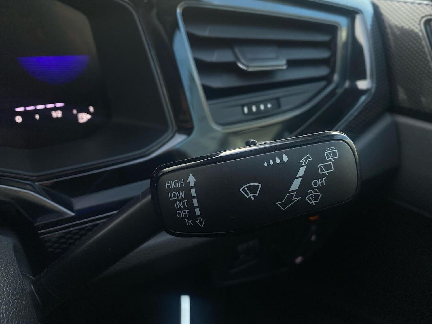 Used Volkswagen Polo 2024 for sale - 77687978: Photo 27