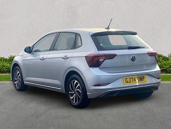 Used Volkswagen Polo 2024 for sale - 77687978: Photo