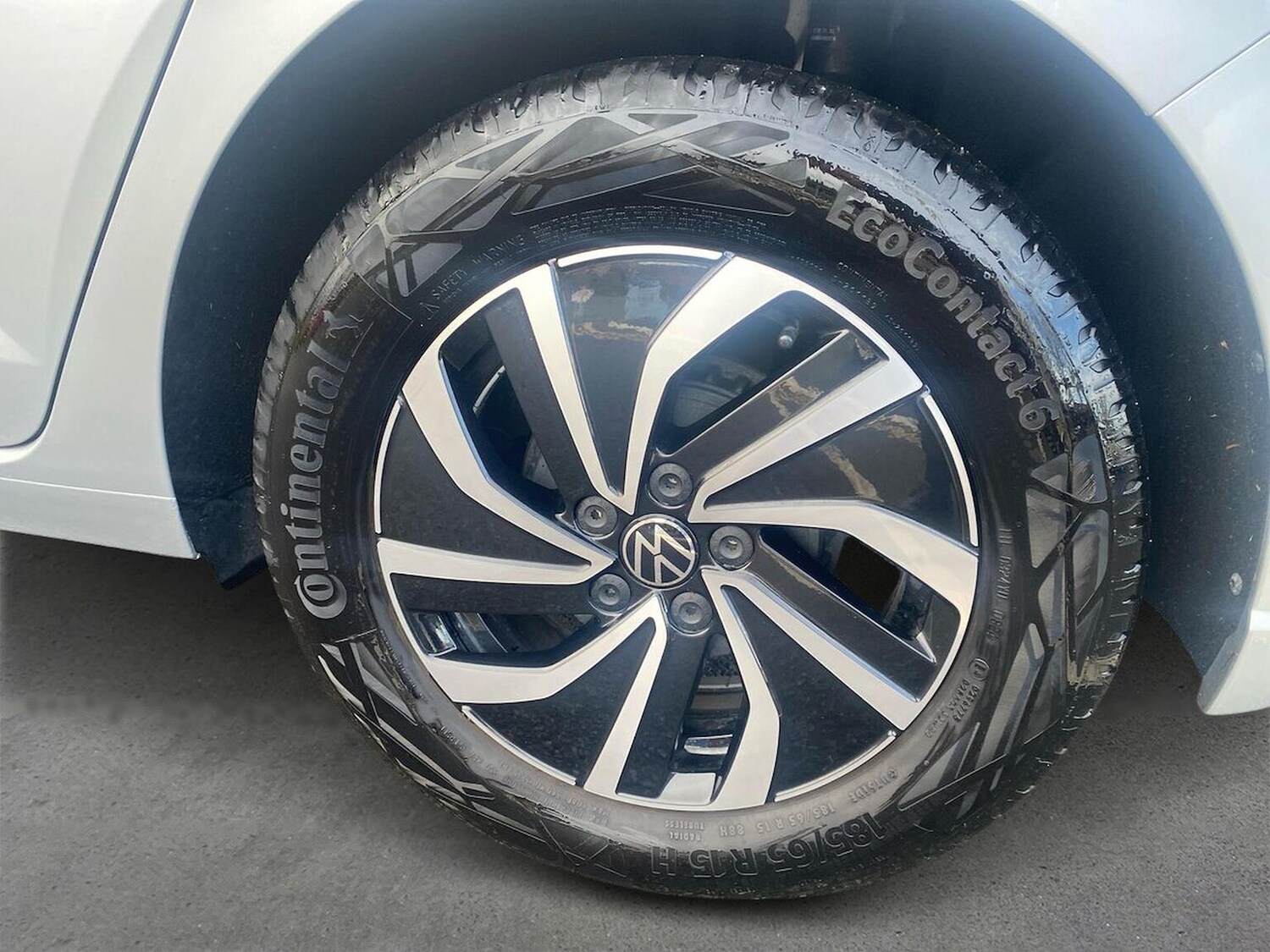 Used Volkswagen Polo 2024 for sale - 77687978: Photo 6