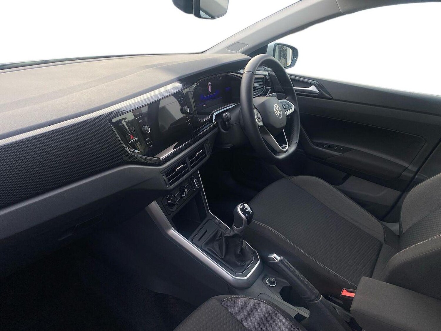 Used Volkswagen Polo 2024 for sale - 77687978: Photo 7