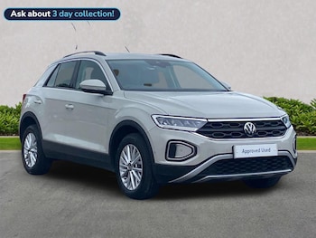 Used Volkswagen T-Roc 2023 for sale - 78788613: Photo