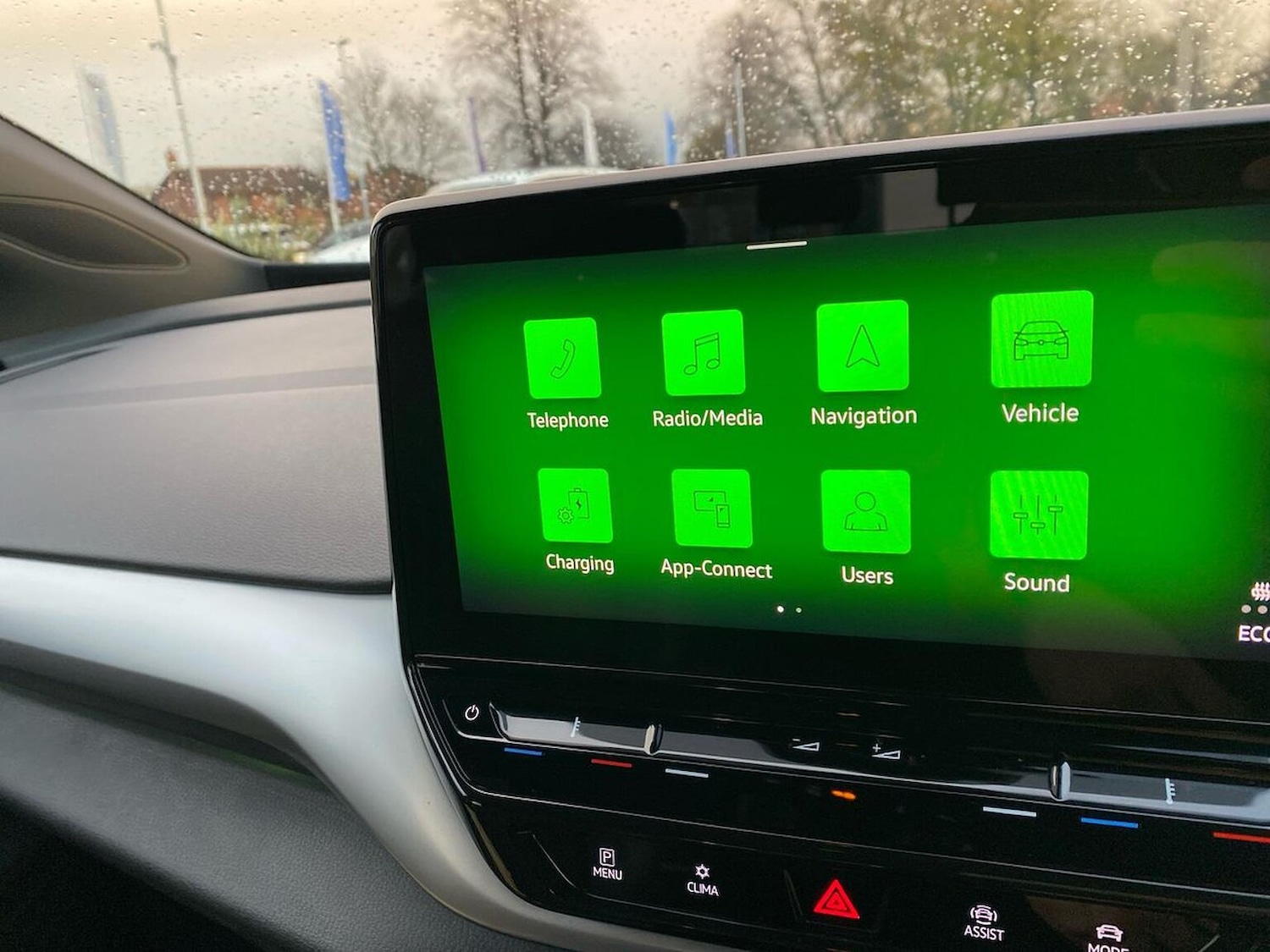 Used Volkswagen ID.4 2022 for sale - 76670828: Photo 11