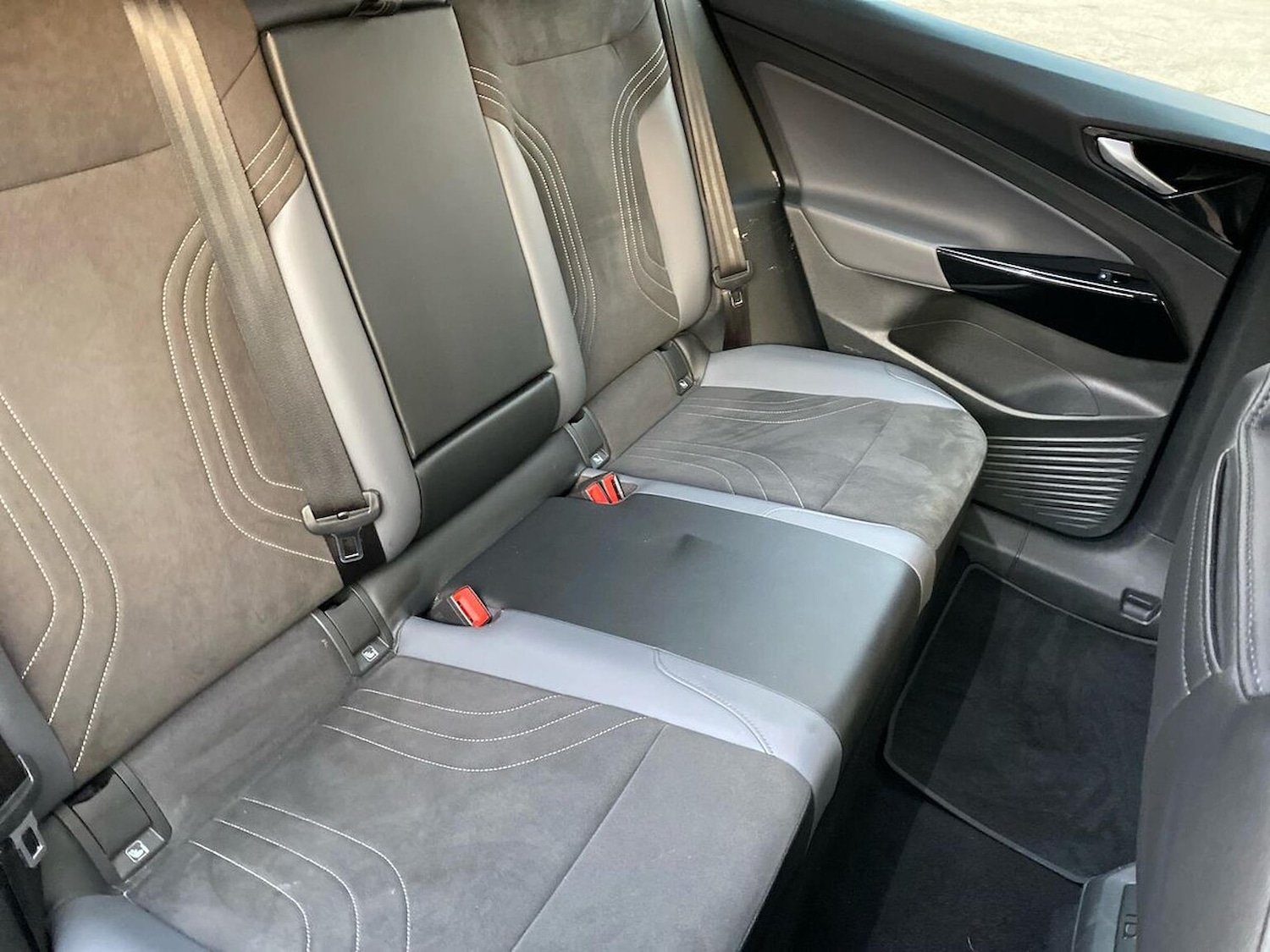 Used Volkswagen ID.4 2022 for sale - 76670828: Photo 16