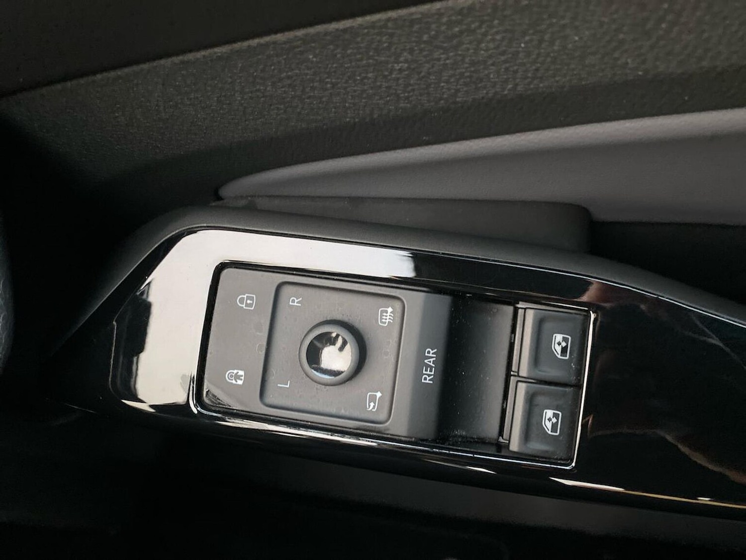 Used Volkswagen ID.4 2022 for sale - 76670828: Photo 21