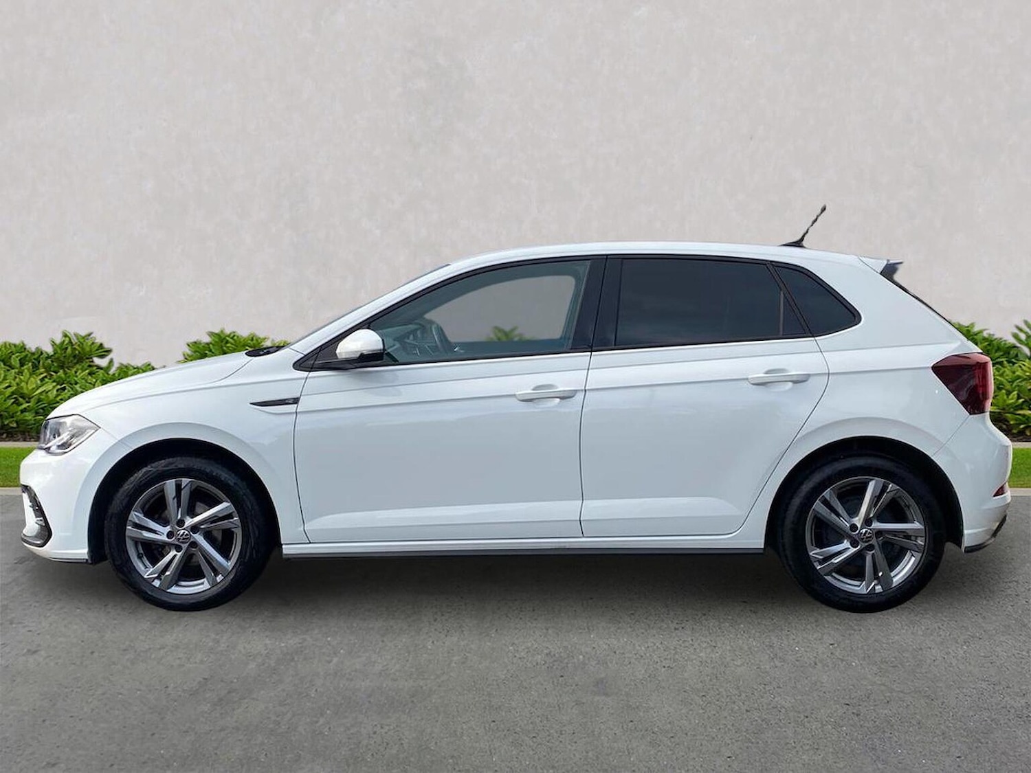 Used Volkswagen Polo 2024 for sale - 76846101: Photo 12