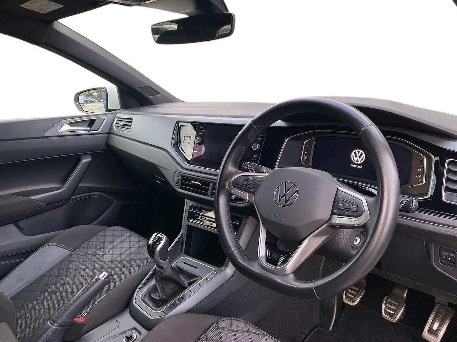 Used Volkswagen Polo 2024 for sale - 76846101: Photo 9