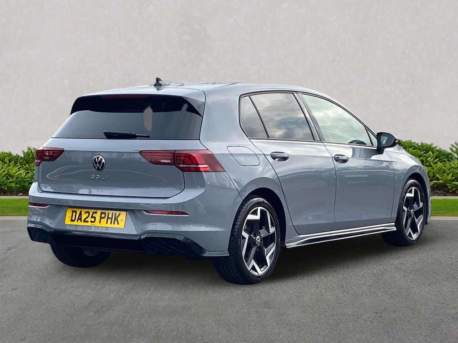 Used Volkswagen Golf 2025 for sale - 77980044: Photo 10