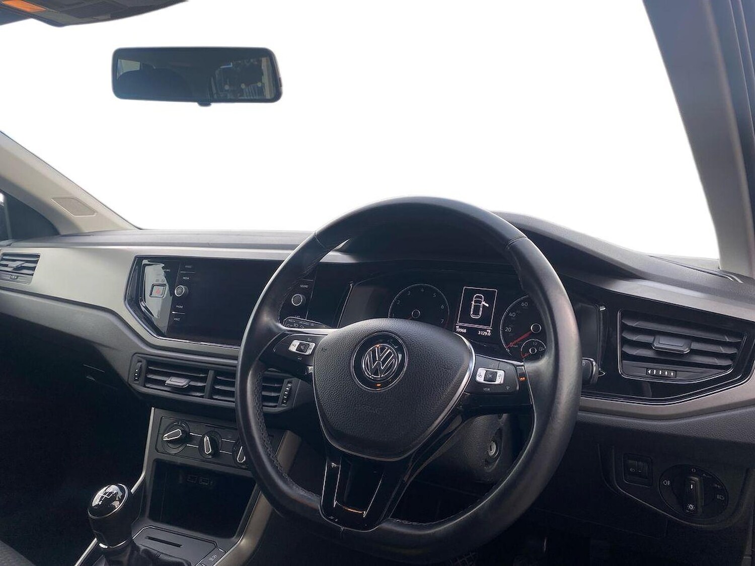 Used Volkswagen Polo 2019 for sale - 78195648: Photo 9