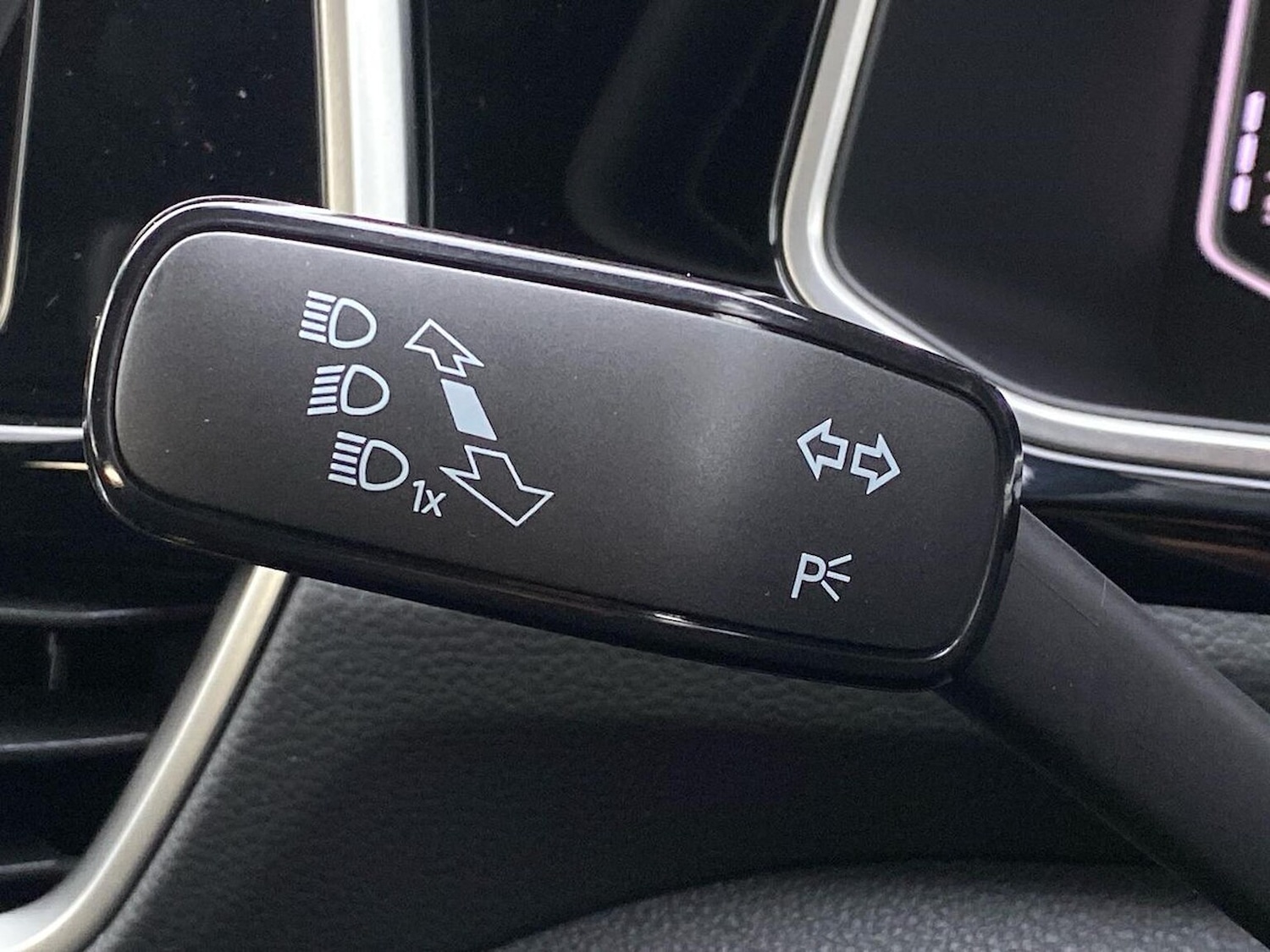 Used Volkswagen T-Roc 2025 for sale - 76464681: Photo 29