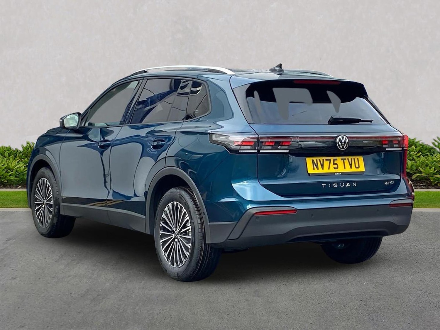 Used Volkswagen Tiguan 2026 for sale - 78195591: Photo 2