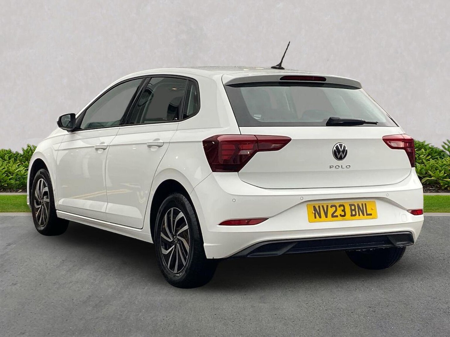 Used Volkswagen Polo 2023 for sale - 76763390: Photo 2