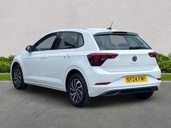 Used Volkswagen Polo 2024 for sale - 78777273: Photo