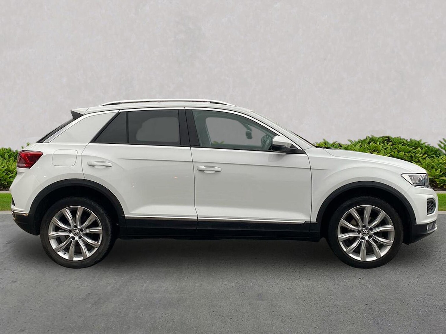 Used Volkswagen T-Roc 2018 for sale - 76763391: Photo 3