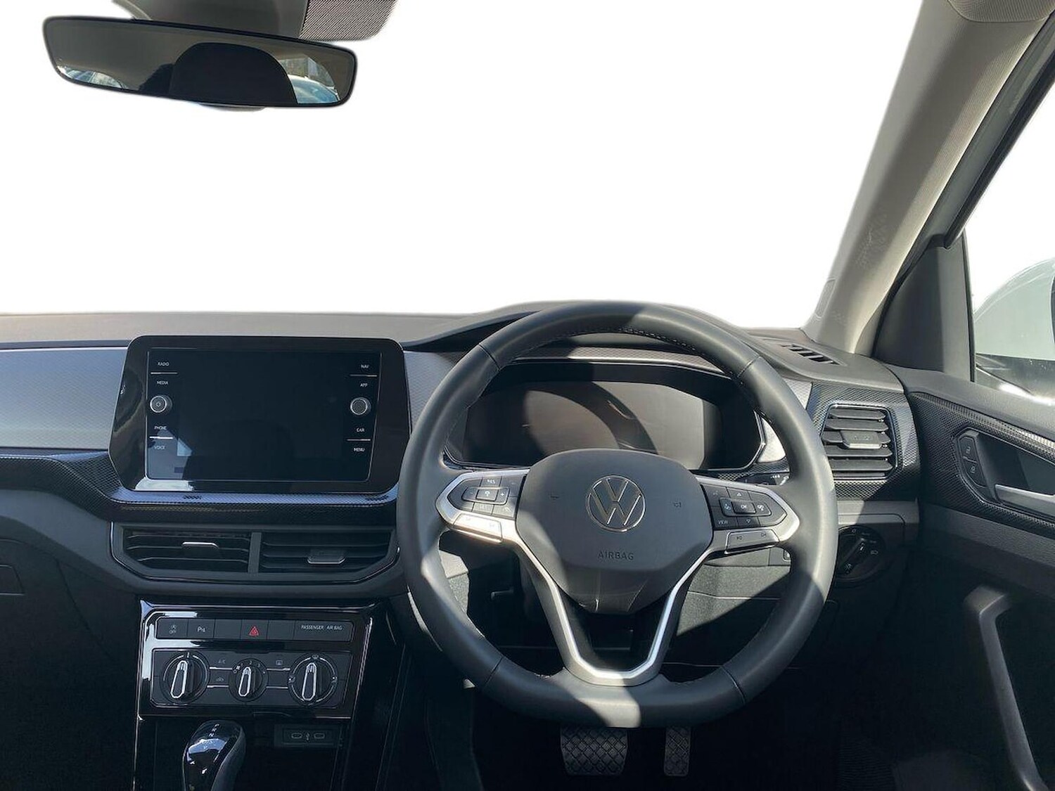 Used Volkswagen T-Cross 2025 for sale - 76231776: Photo 9