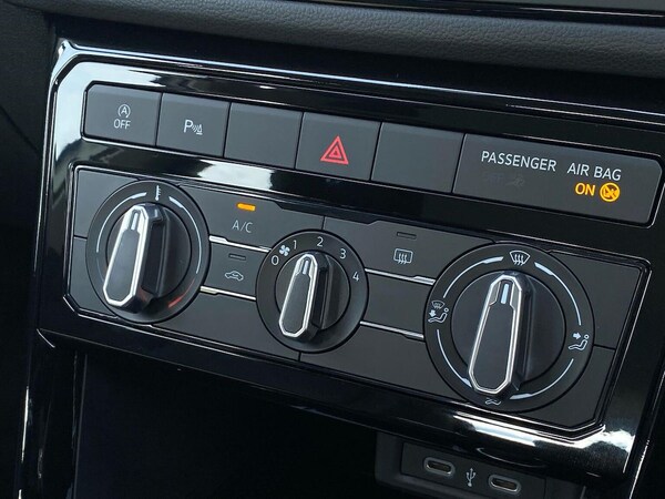 Used Volkswagen T-Cross 2025 for sale - 76231776: Photo 9