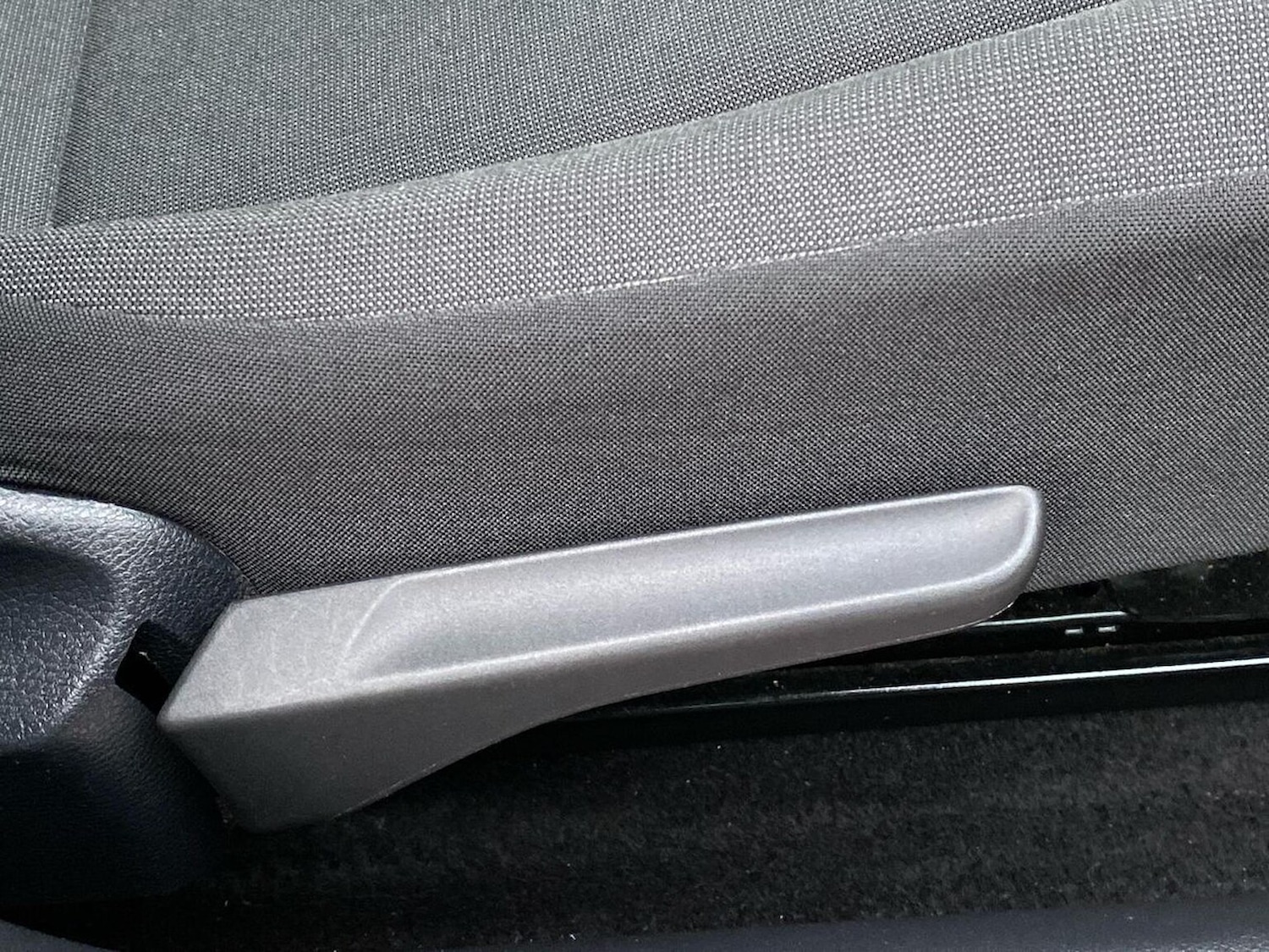 Used Volkswagen up! 2022 for sale - 77056768: Photo 28