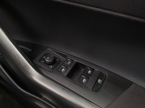 Used Volkswagen Polo 2023 for sale - 75723724: Photo 21
