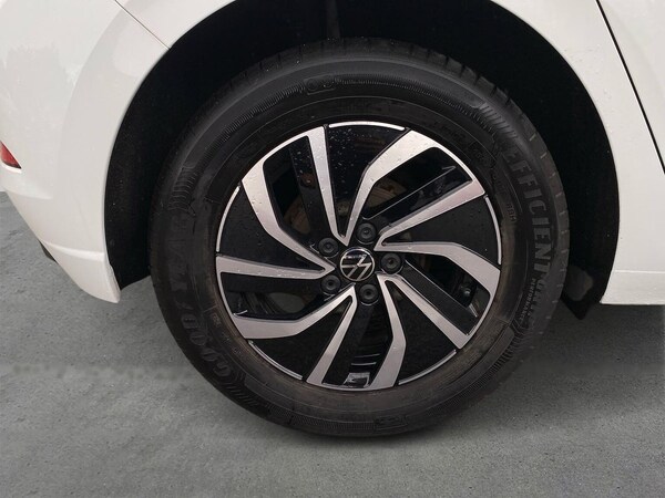Used Volkswagen Polo 2023 for sale - 75723724: Photo 6