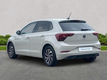 Used Volkswagen Polo 2024 for sale - 78921051: Photo