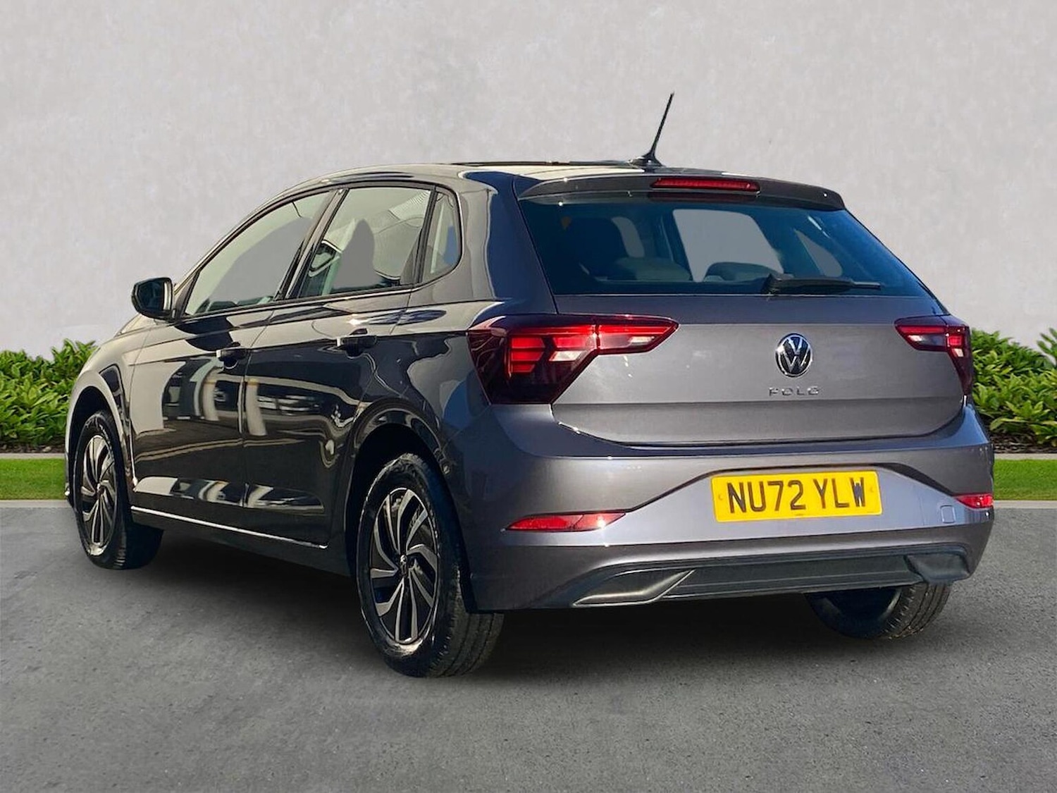 Used Volkswagen Polo 2022 for sale - 77001851: Photo 2