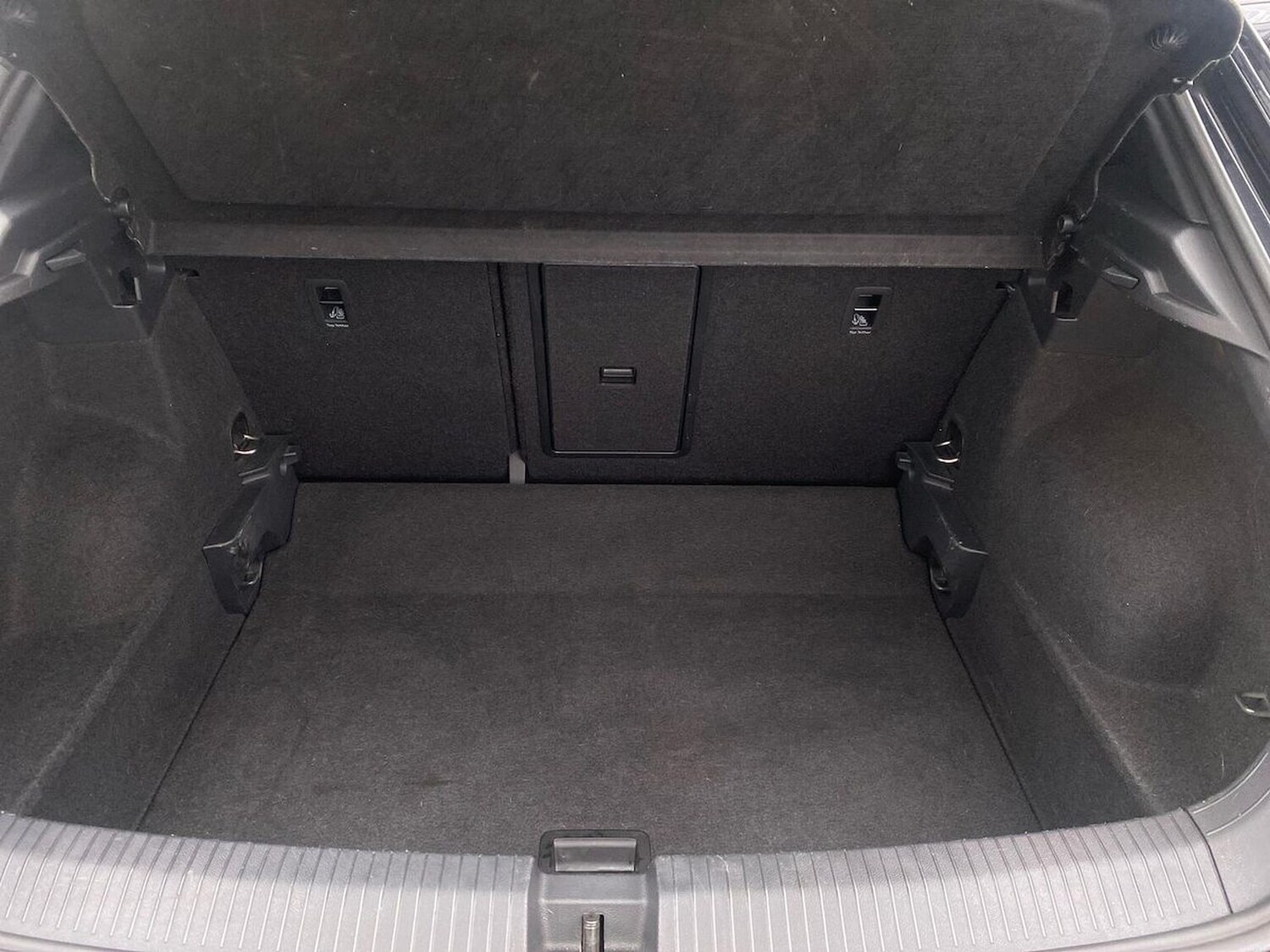 Used Volkswagen T-Roc 2022 for sale - 76293066: Photo 17