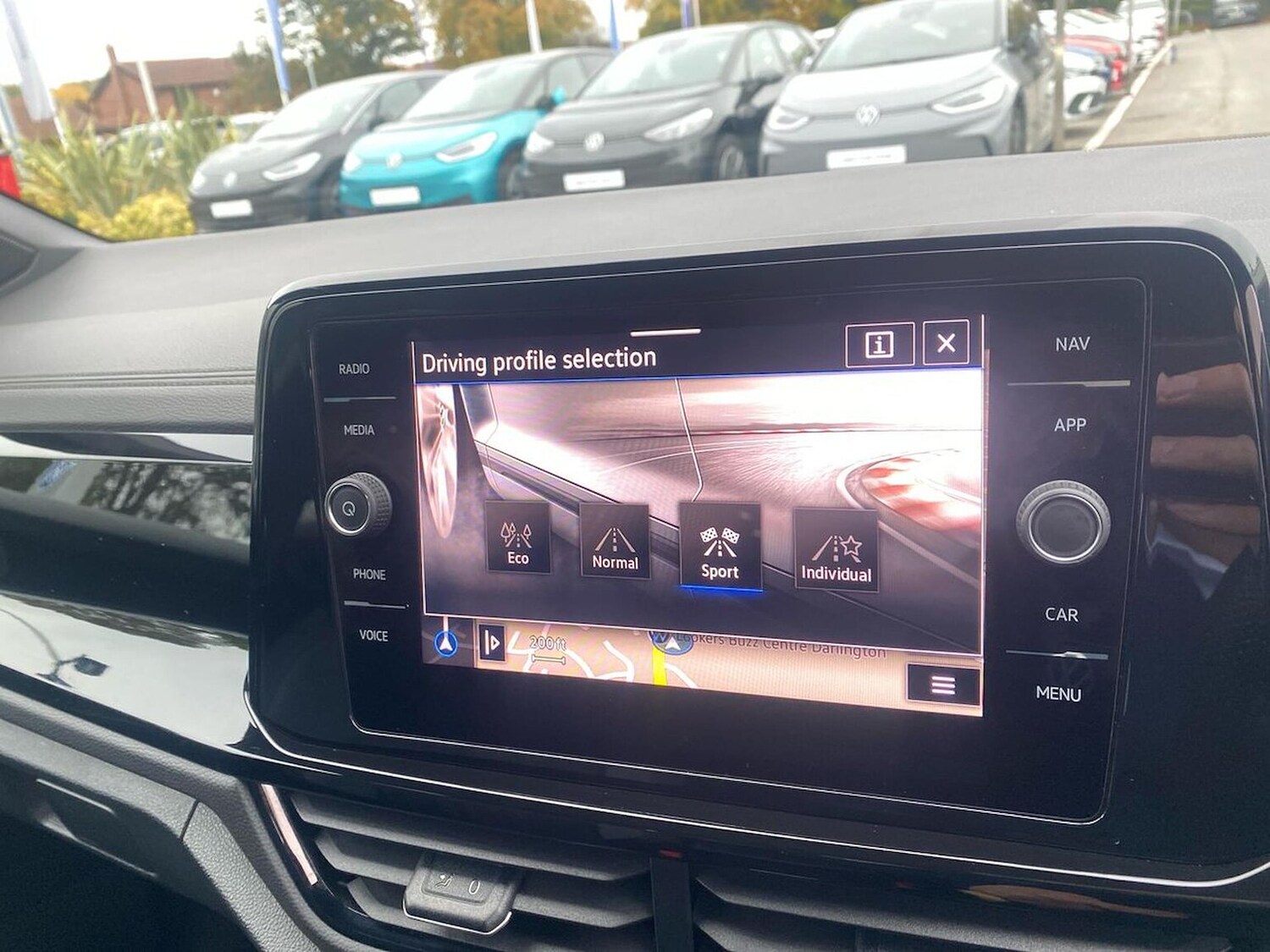Used Volkswagen T-Roc 2022 for sale - 76293066: Photo 23