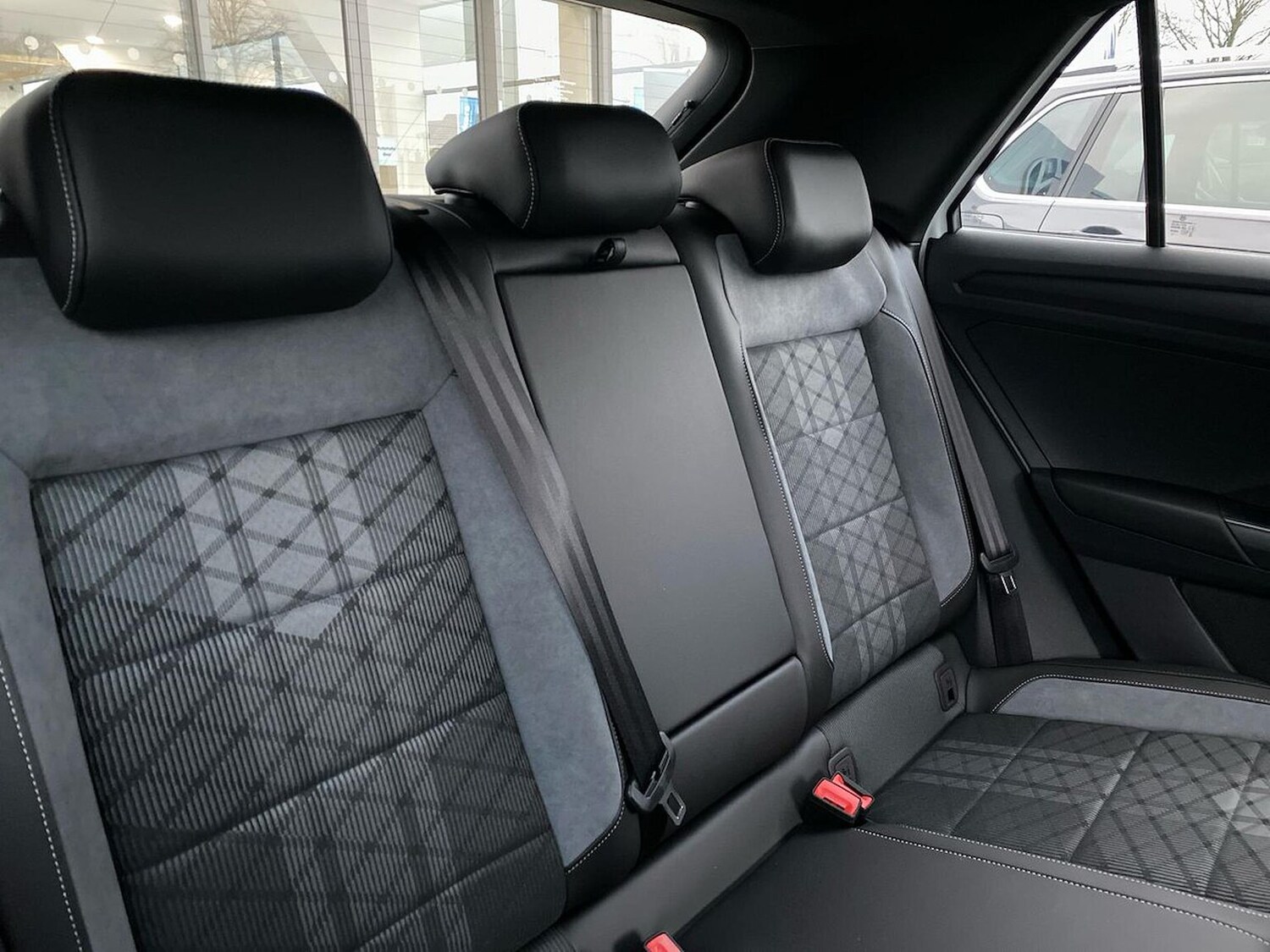 Used Volkswagen T-Roc 2025 for sale - 77487642: Photo 16