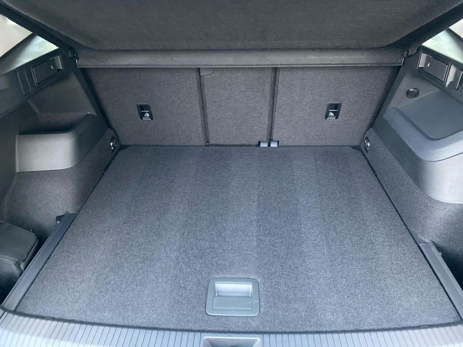 Used Volkswagen Tiguan 2025 for sale - 77528842: Photo 17