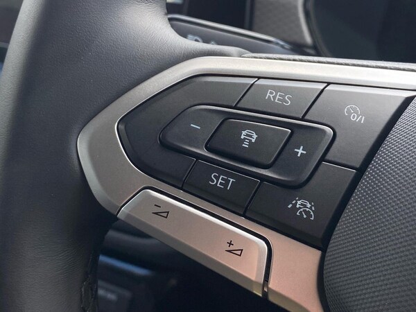 Used Volkswagen T-Cross 2025 for sale - 76040786: Photo 27