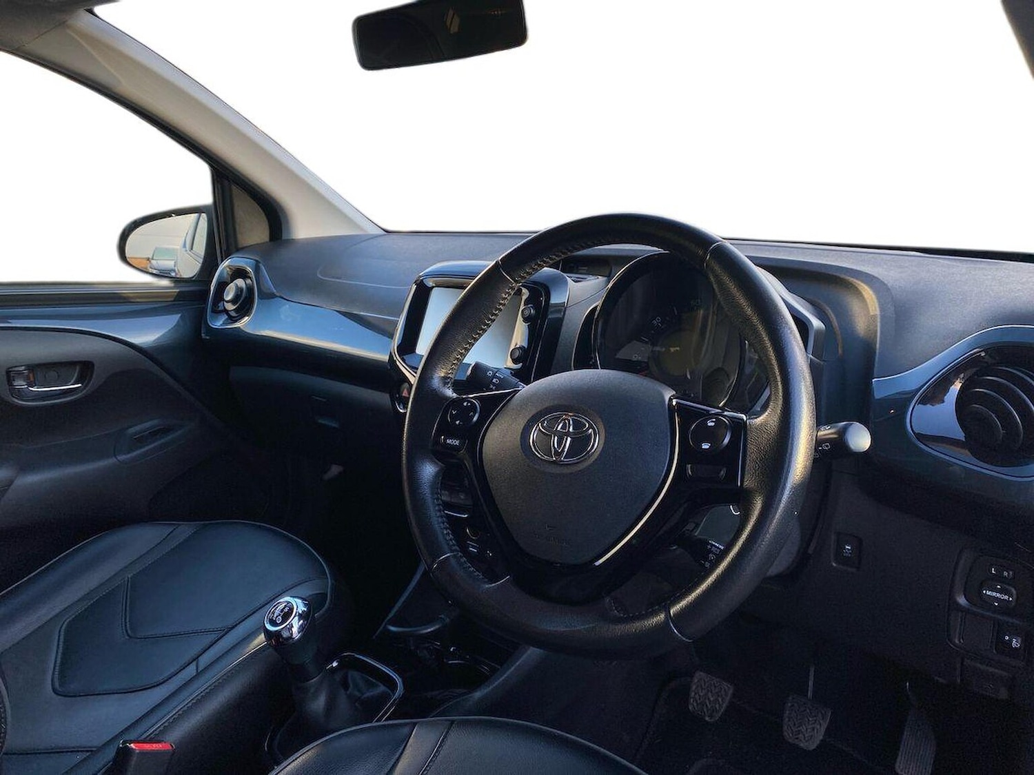 Used Toyota AYGO 2017 for sale - 77555323: Photo 10