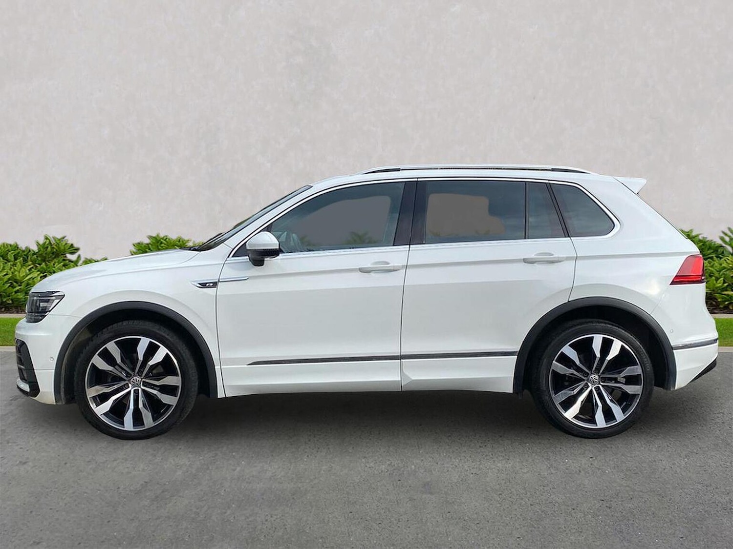 Used Volkswagen Tiguan 2019 for sale - 76430792: Photo 14