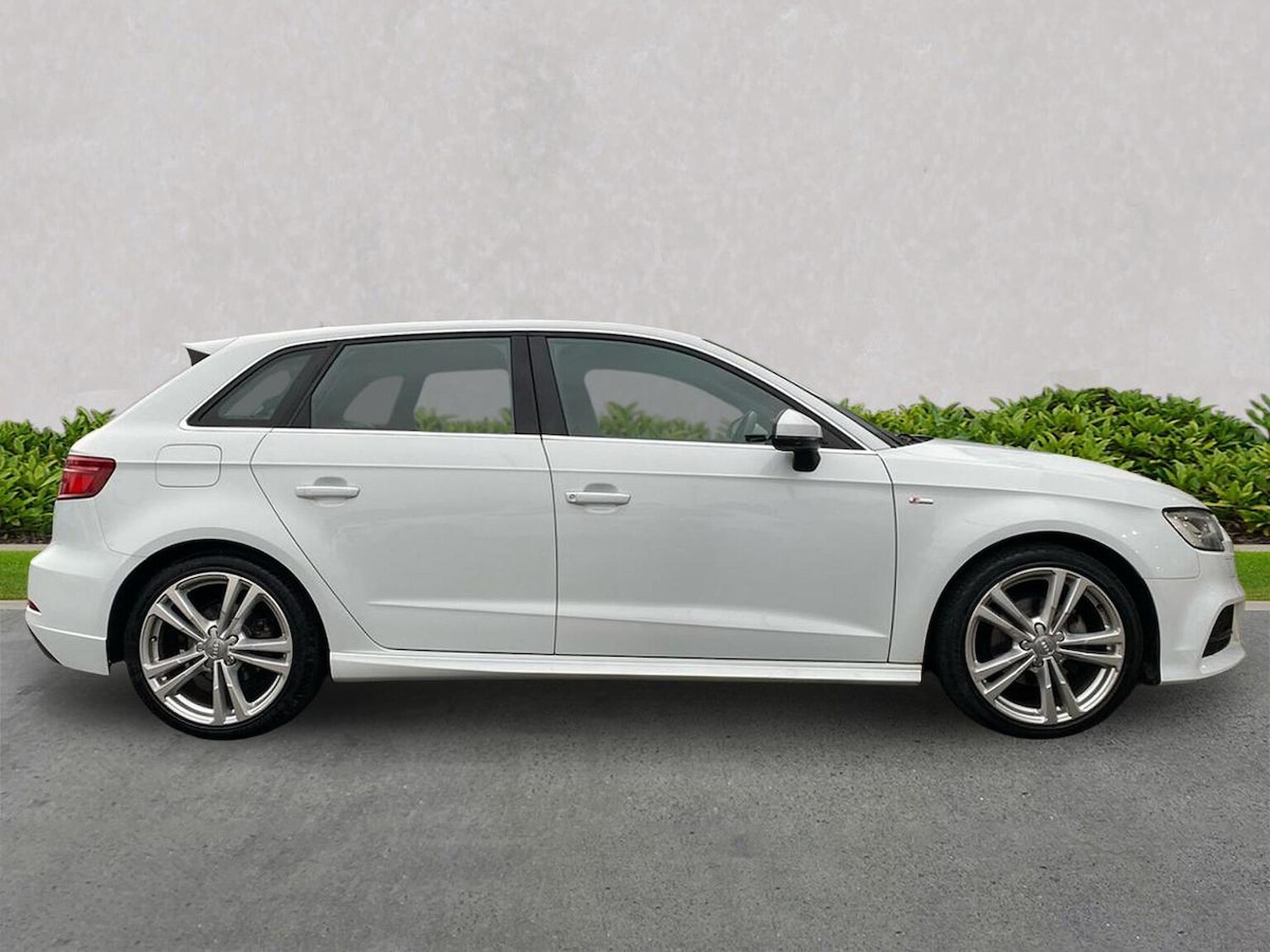 Used Audi A3 2016 for sale - 77487656: Photo 3