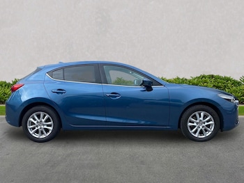 Used Mazda Mazda3 2017 for sale - 79143377: Photo