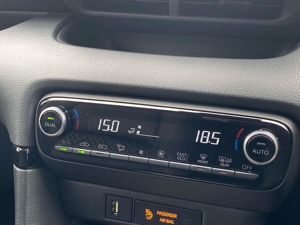Used Mazda Mazda2 HYBRID 2023 for sale - 75497716: Photo 11