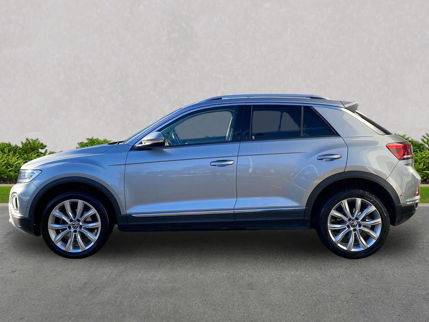 Used Volkswagen T-Roc 2023 for sale - 76681760: Photo 13