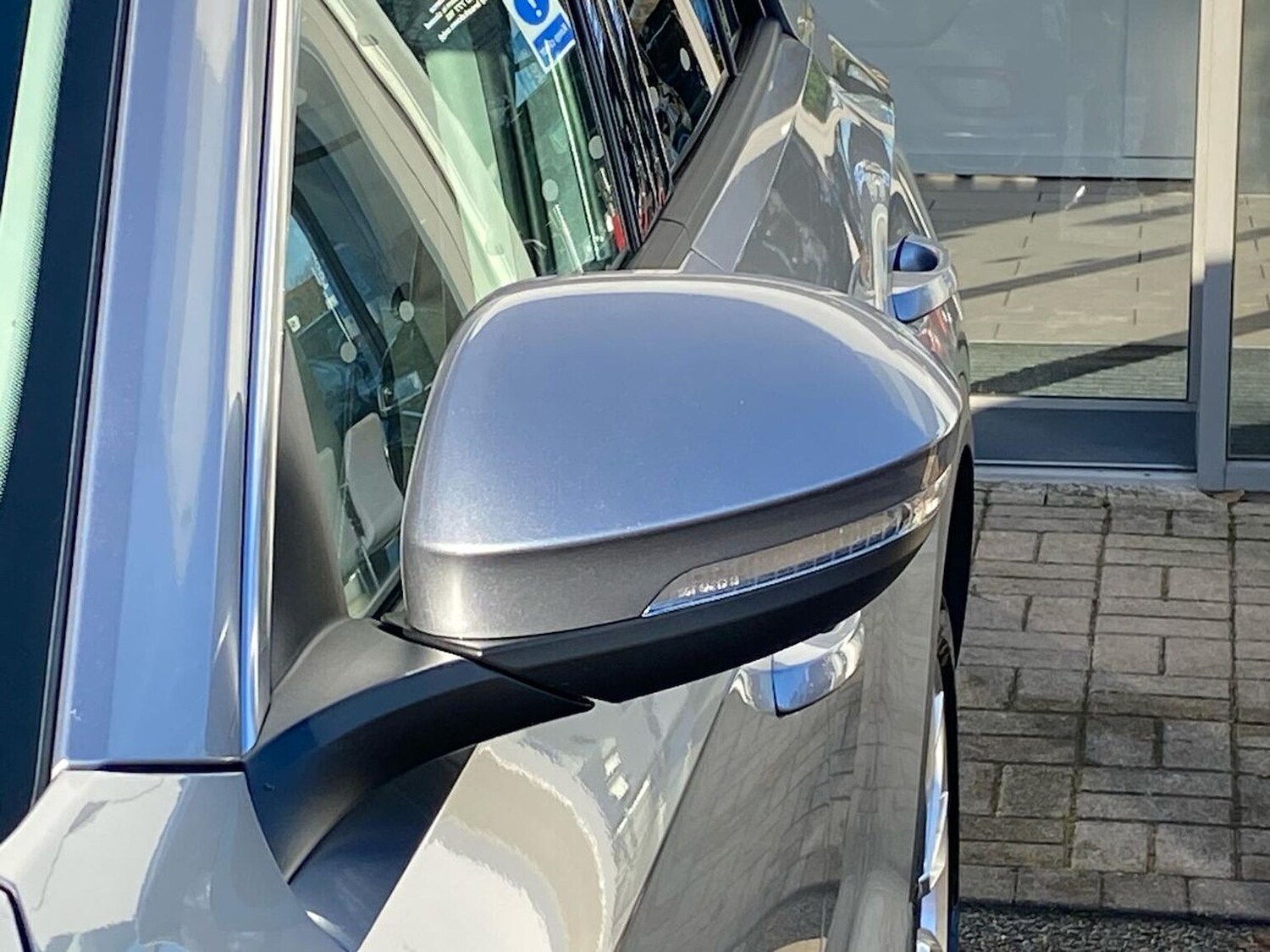 Used Volkswagen T-Roc 2023 for sale - 76681760: Photo 22