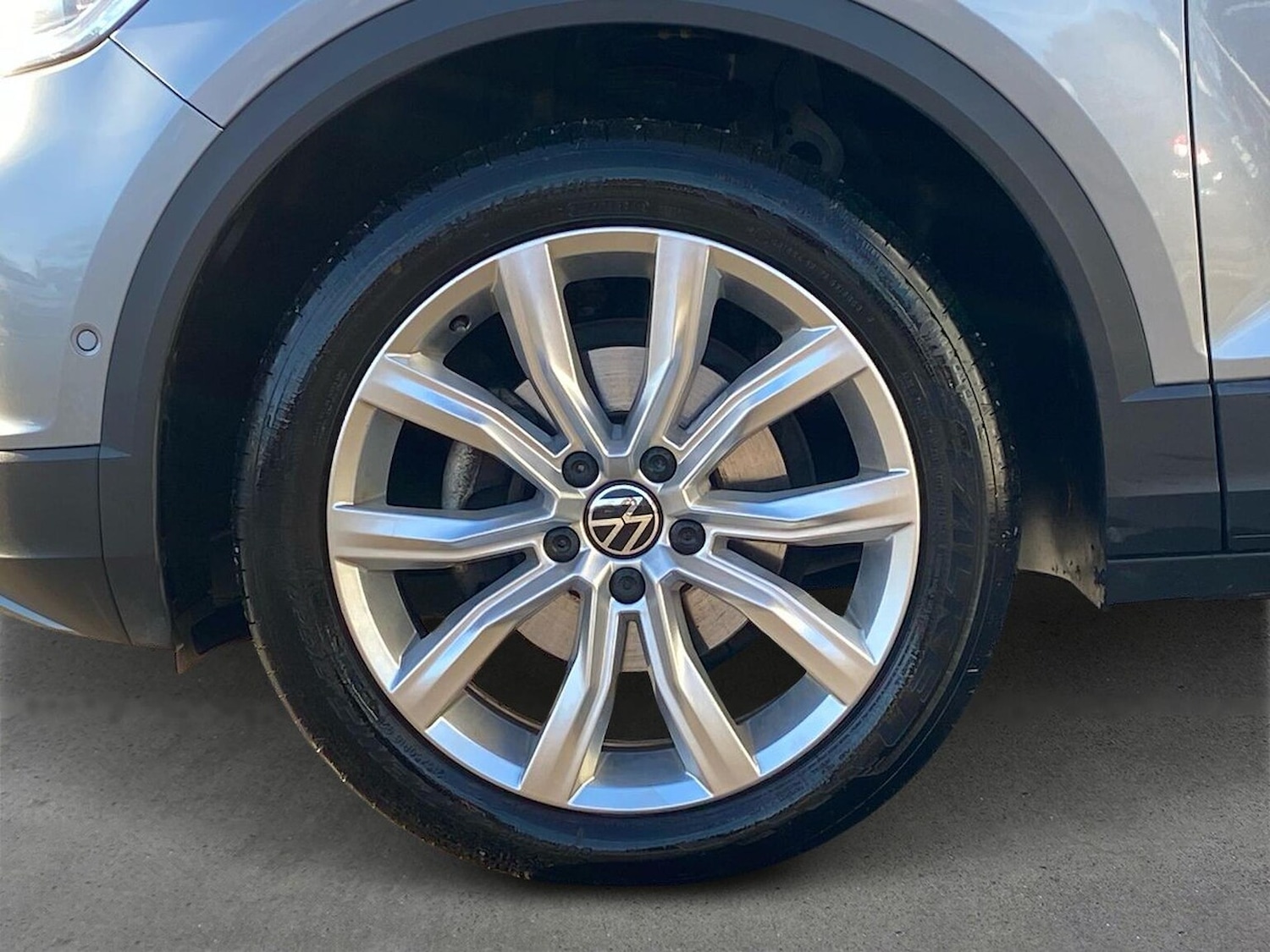 Used Volkswagen T-Roc 2023 for sale - 76681760: Photo 4