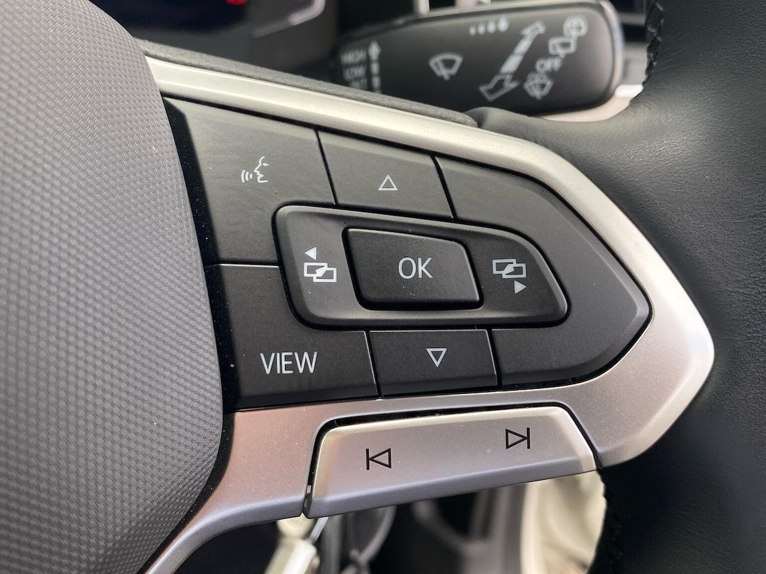 Used Volkswagen Taigo 2023 for sale - 76706437: Photo 25