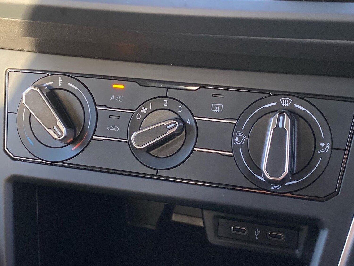 Used Volkswagen Taigo 2022 for sale - 76693439: Photo 11