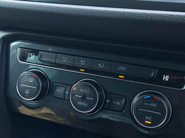 Used Volkswagen Tiguan 2020 for sale - 76082445: Photo 12