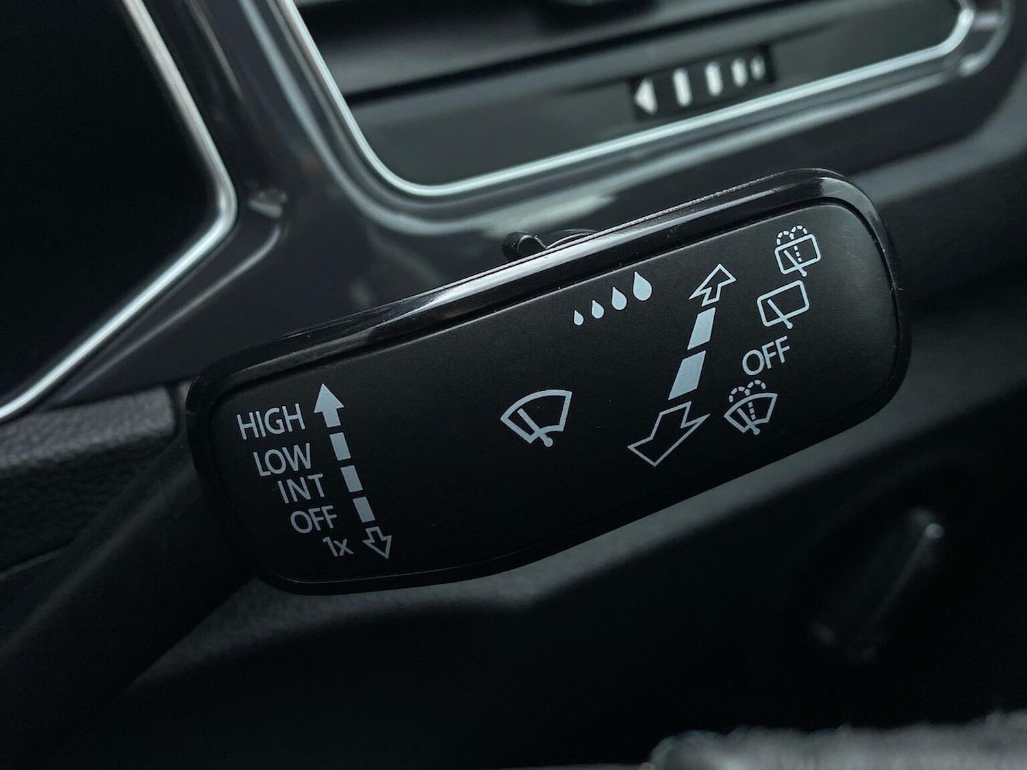 Used Volkswagen T-Roc 2020 for sale - 78195489: Photo 20