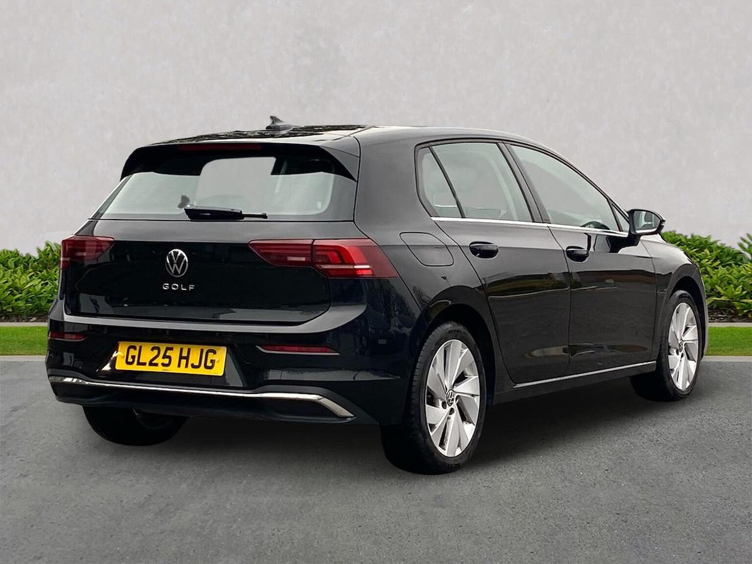 Used Volkswagen Golf 2025 for sale - 77980061: Photo 14