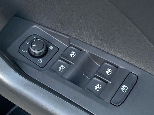 Used Volkswagen T-Cross 2025 for sale - 76237014: Photo 18