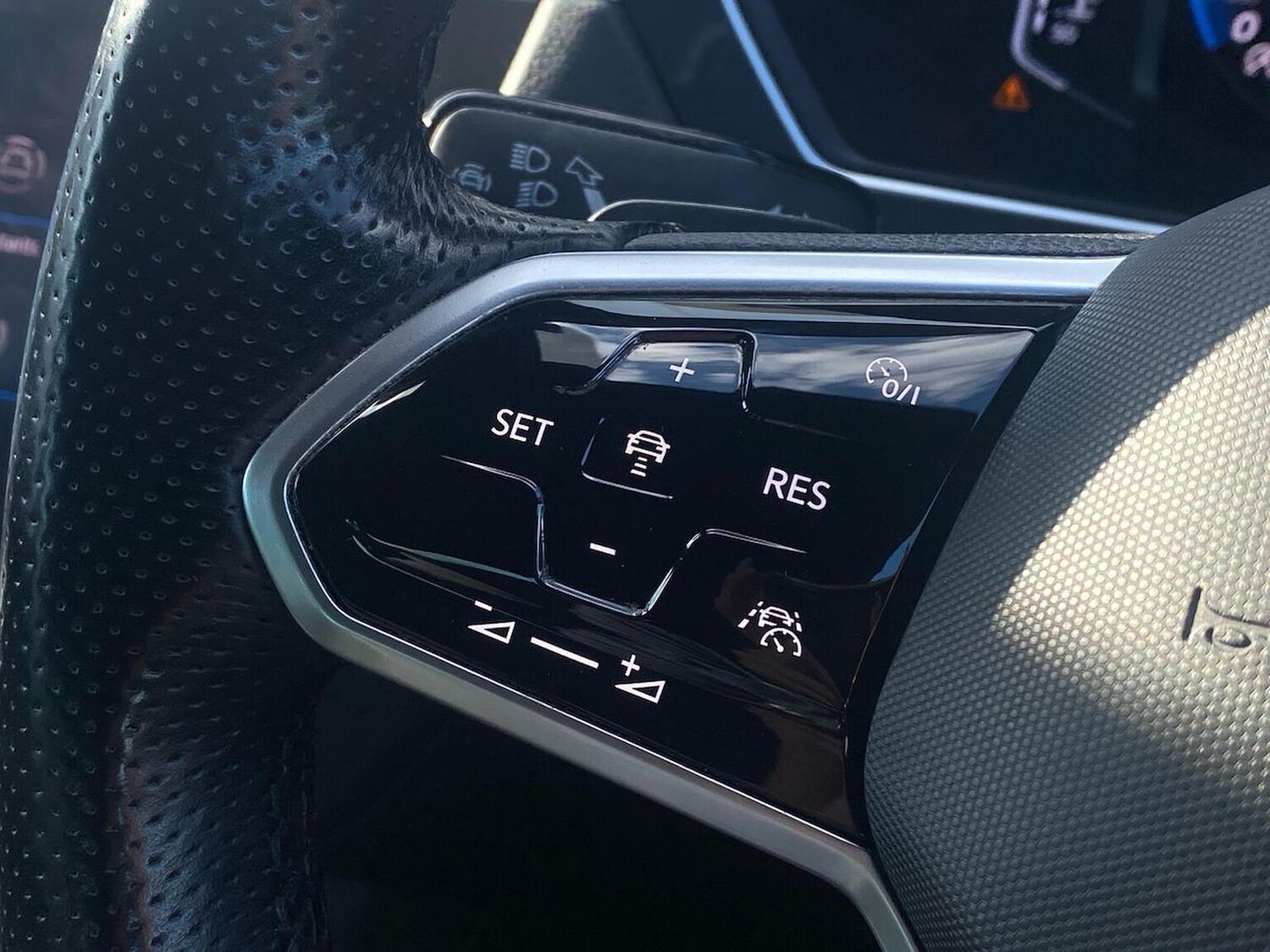 Used Volkswagen Tiguan 2021 for sale - 78202070: Photo 23