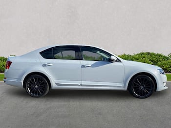 Used Skoda Octavia 2015 for sale - 79612712: Photo