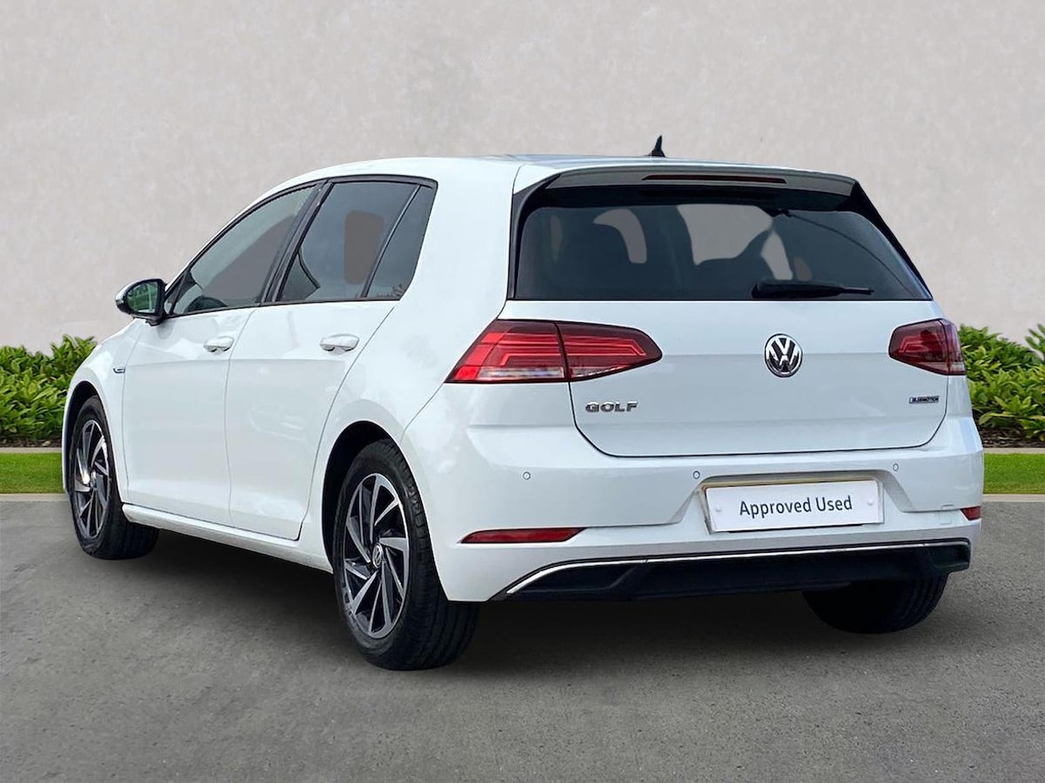 Used Volkswagen Golf 2020 for sale - 78195534: Photo 2