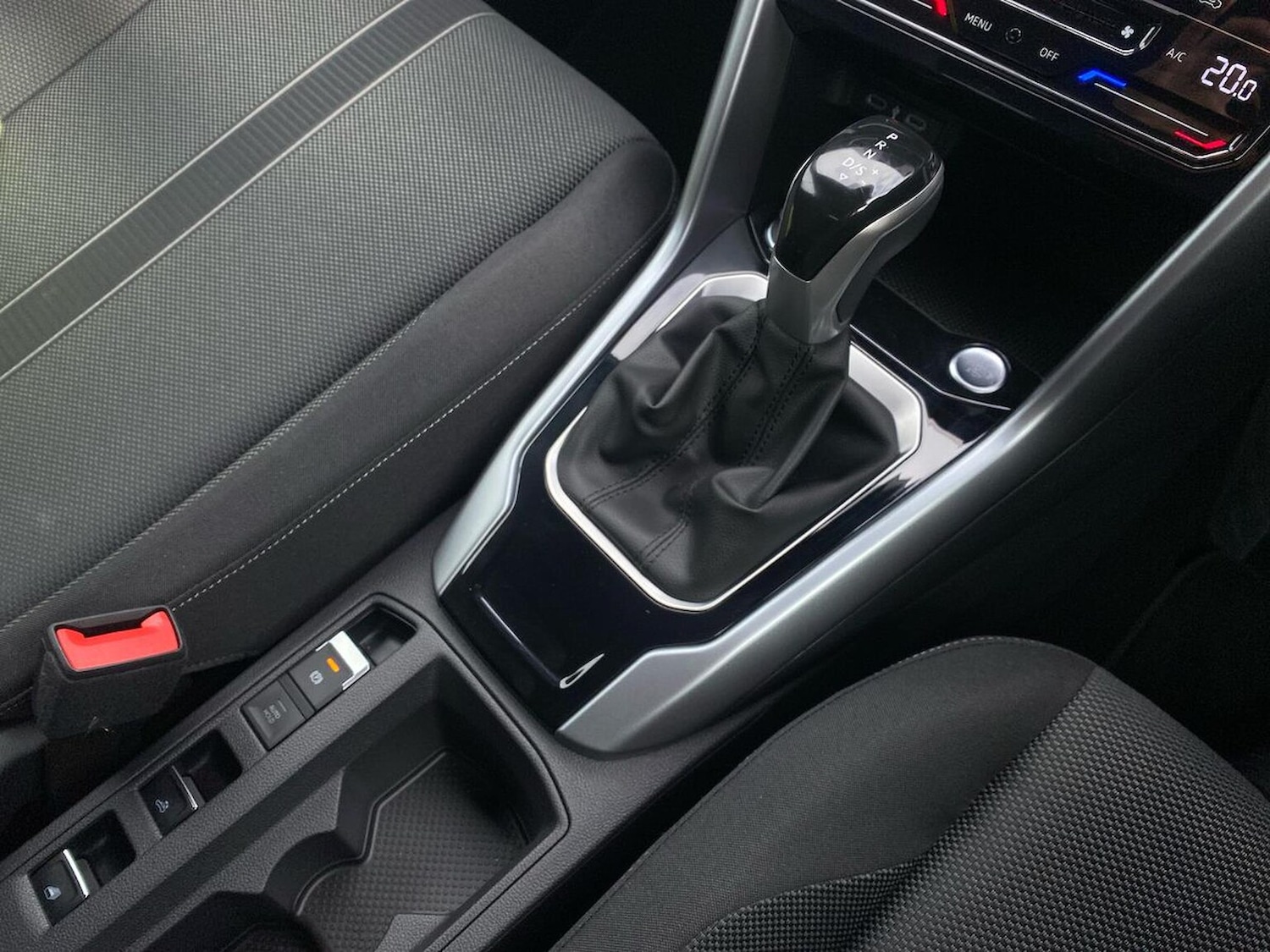 Used Volkswagen T-Roc 2026 for sale - 78195829: Photo 13