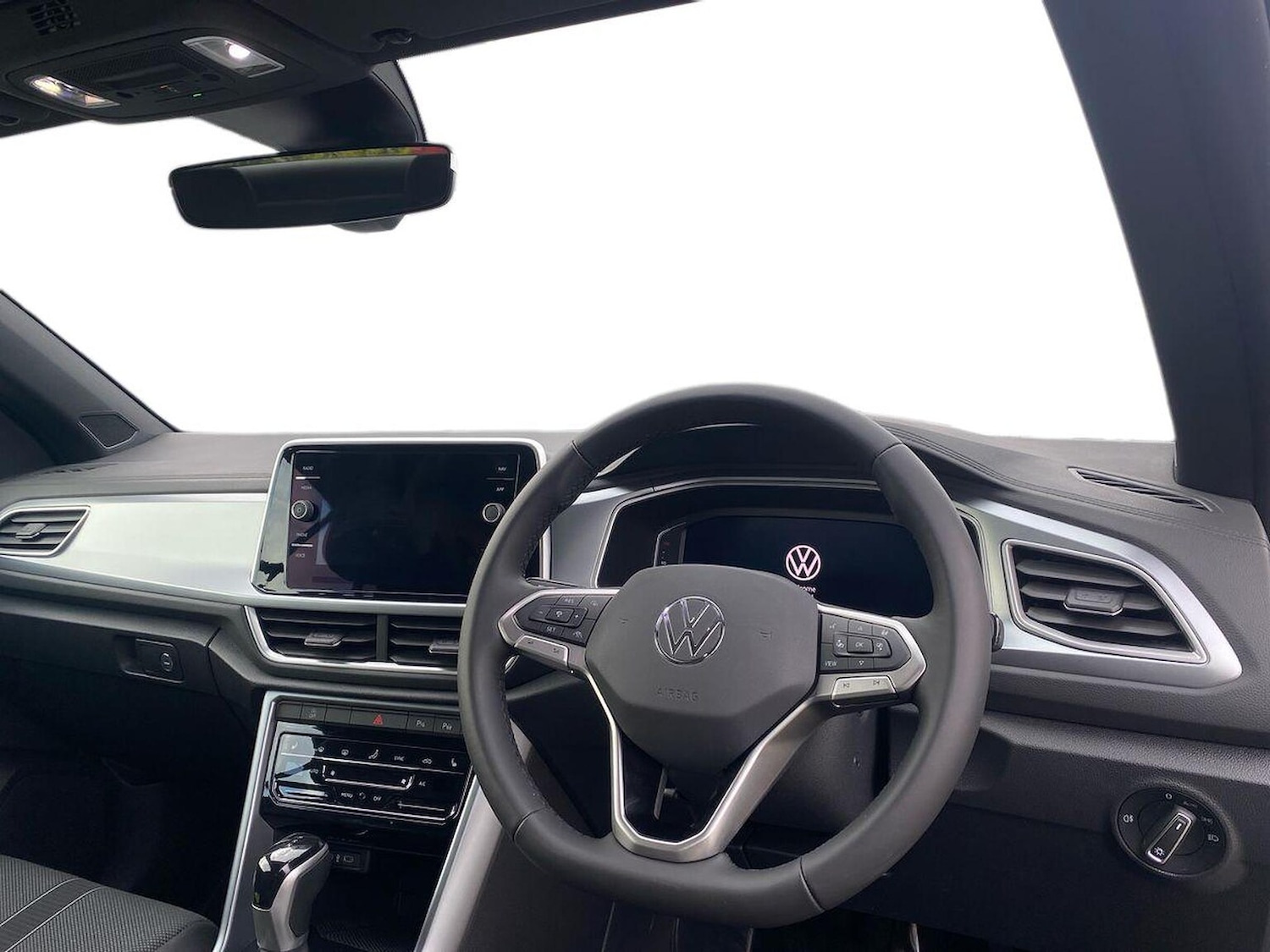 Used Volkswagen T-Roc 2026 for sale - 78195829: Photo 15